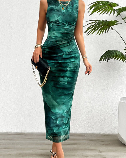 Front view of the women's summer gradient print midi dress, emphasizing the crew neckline and the unique color blend.